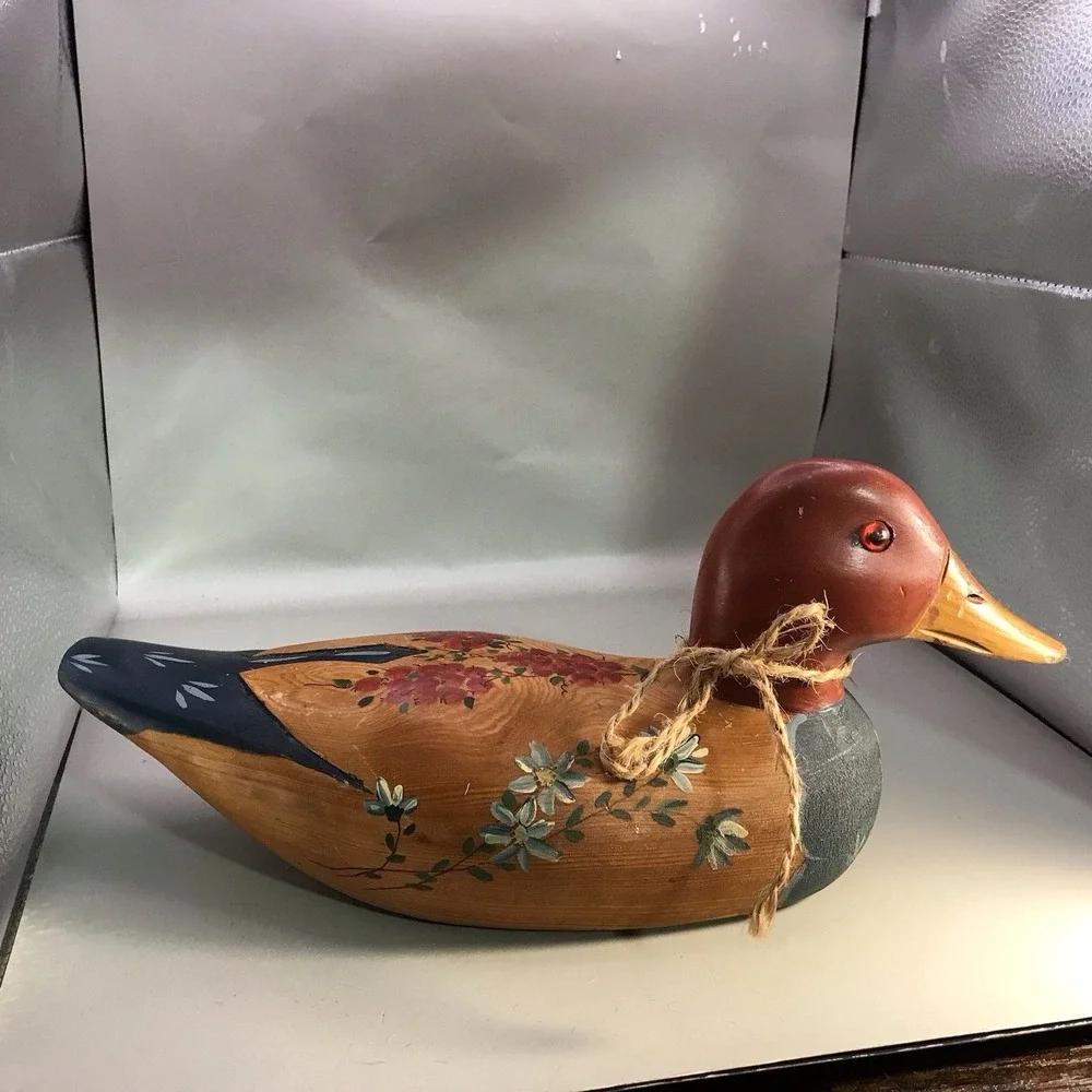 VTG Painted Wood Duck With Floral Accents And Glass Eyes By P. Davidson